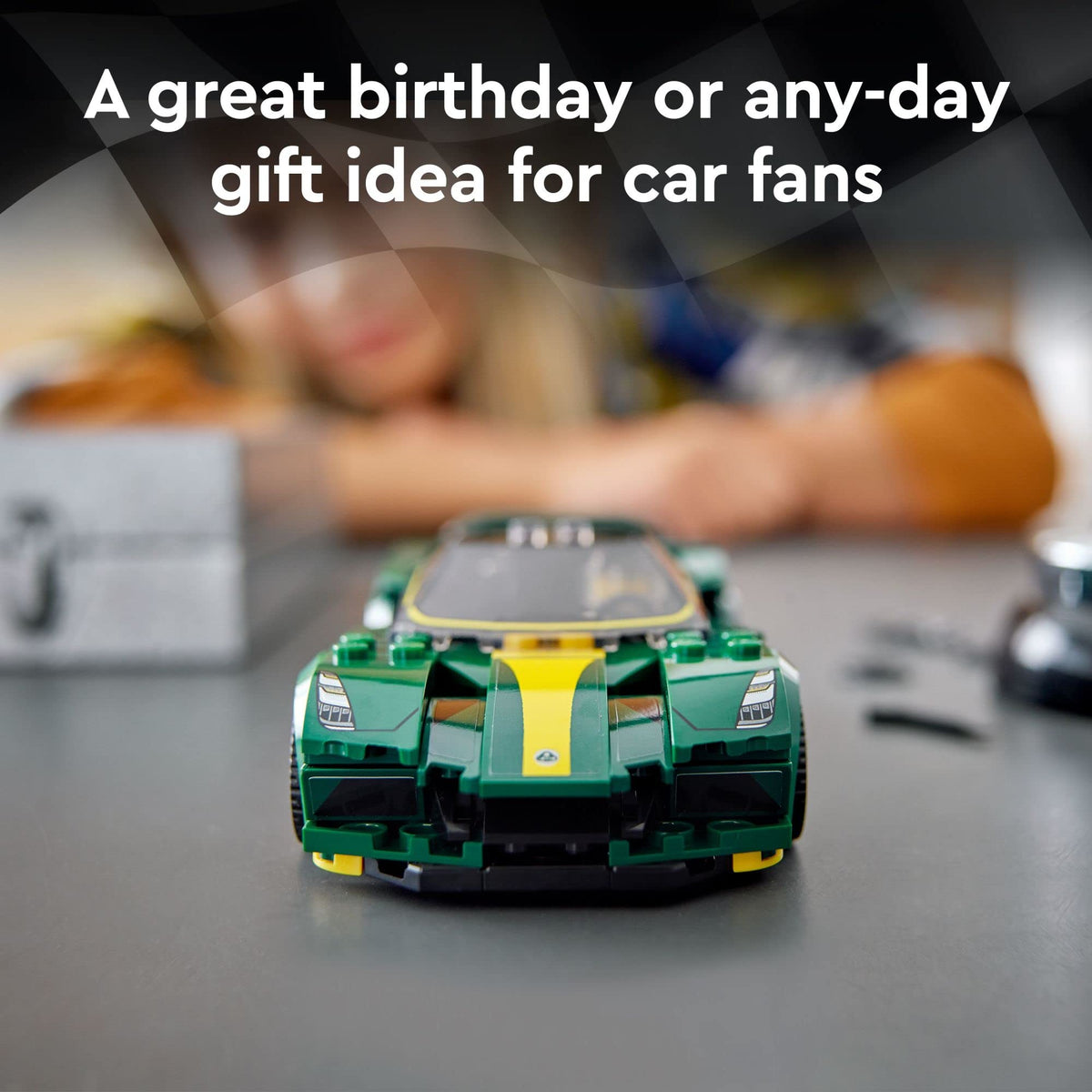 Race Car Toy Model with Racing Driver Minifigure J6244