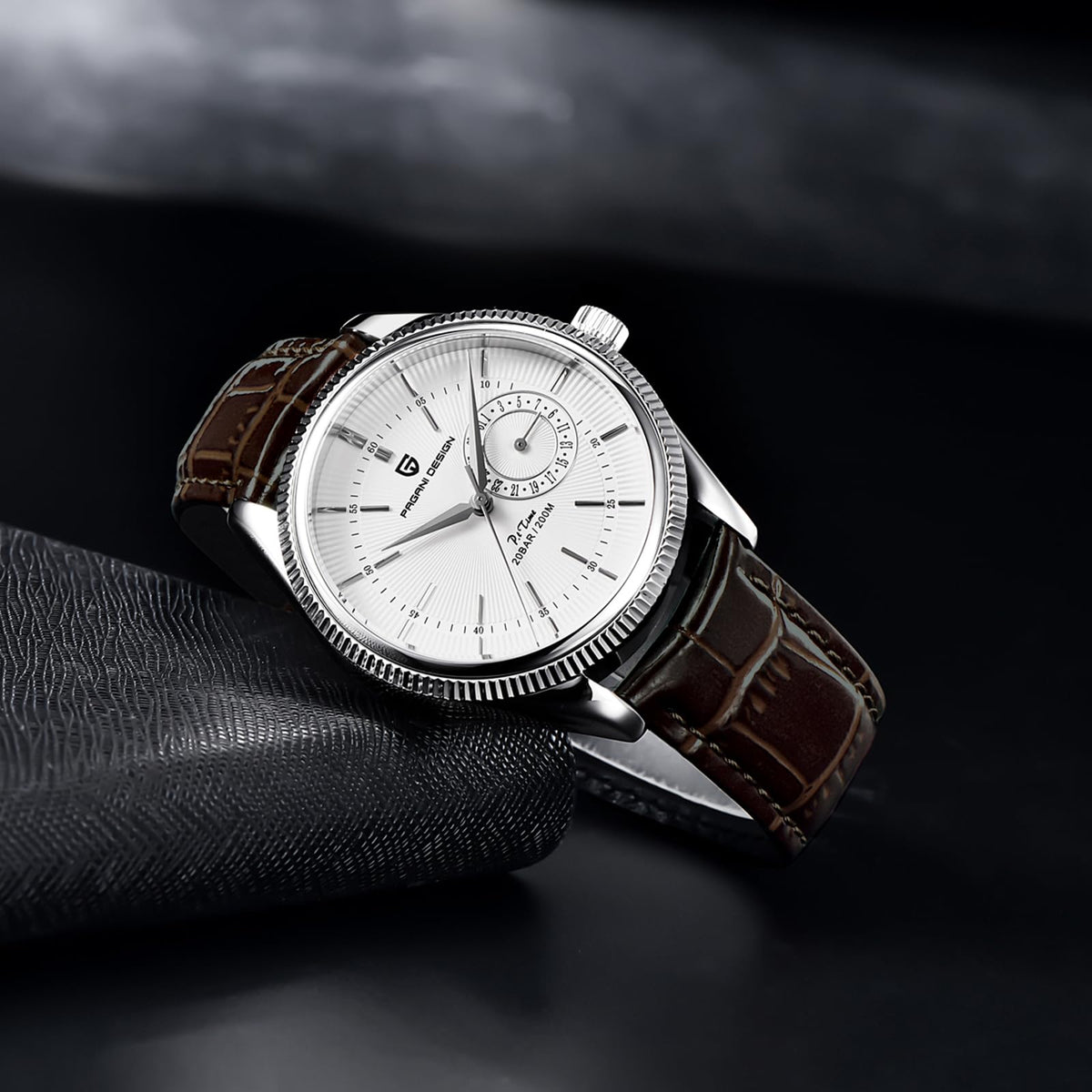 40mm Stainless Steel Quartz Wristwatch with Date Display D105
