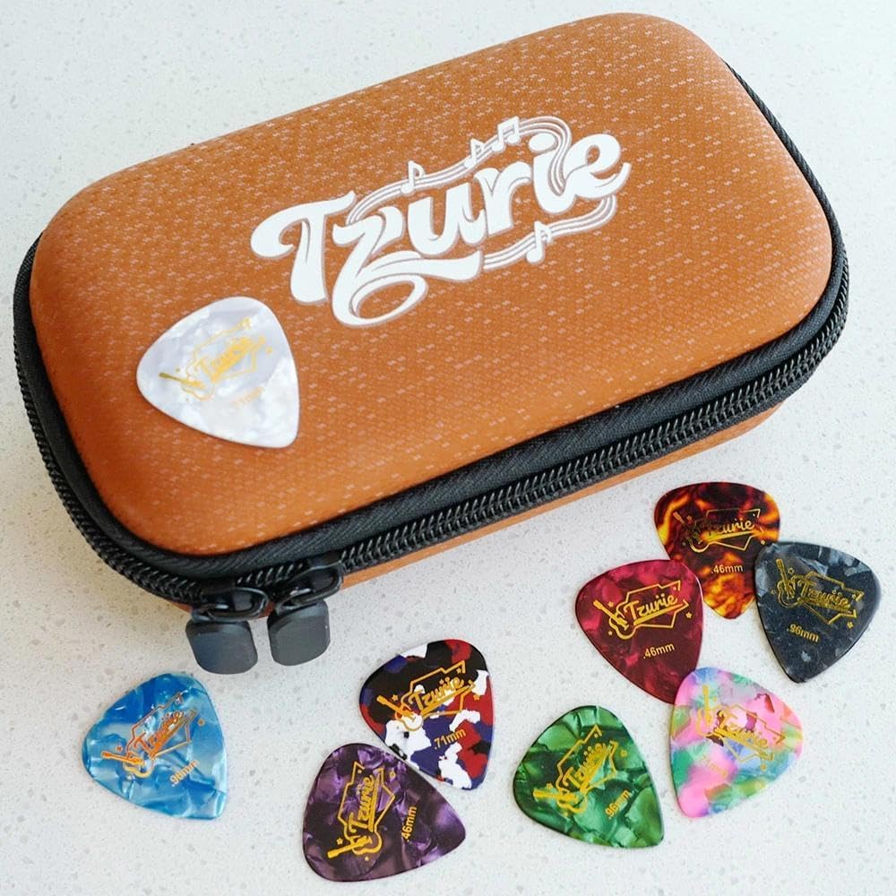 Guitar Pick Case Set with 9 Celluloid Guitar Picks P89318